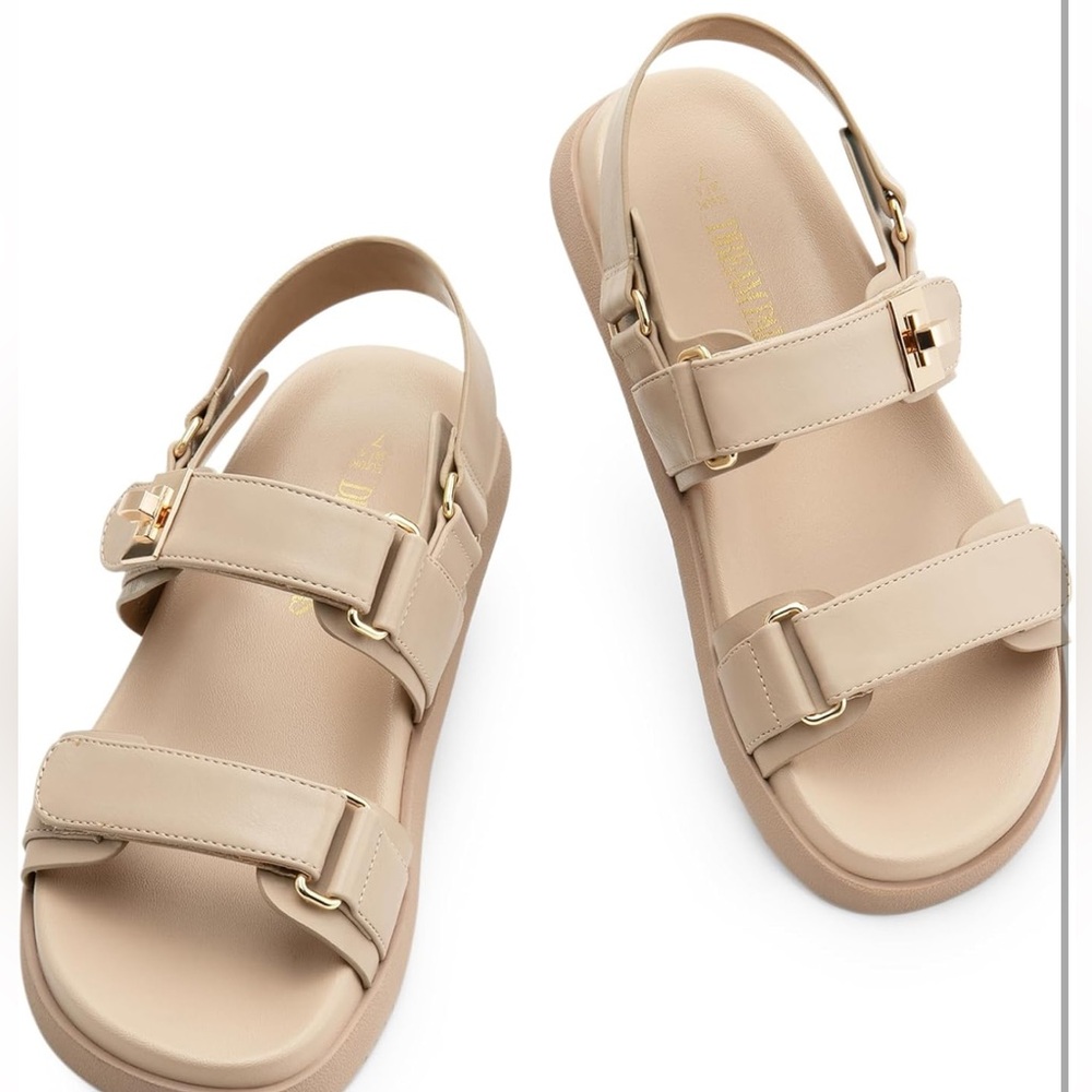 Women’s sandals